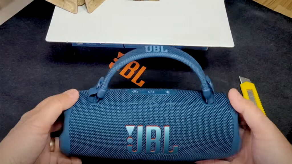 JBL Charge 6